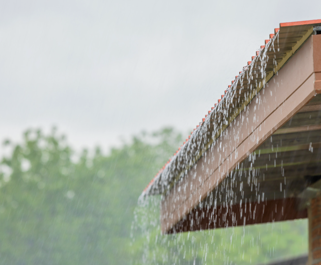 lluvia sobre tejado